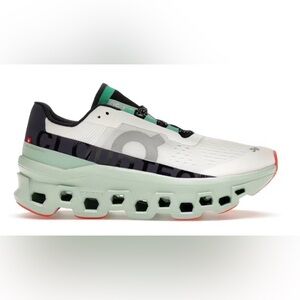 On Running Women's Cloudstratus Sneakers - White and Green